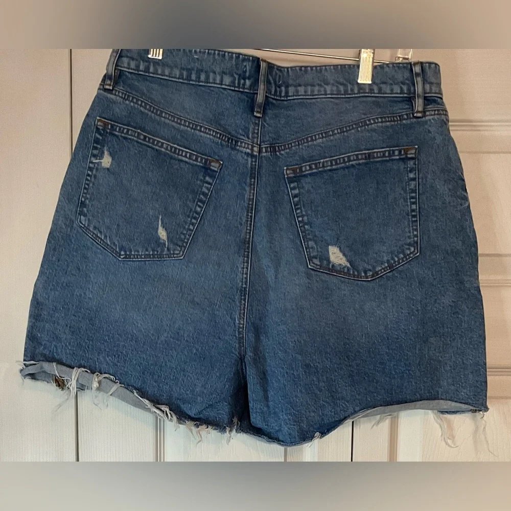 Loft Denim Women's Distressed Jean Shorts Size 31‎ 12